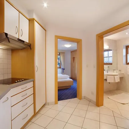 Wiedmairhof Farm stay *
